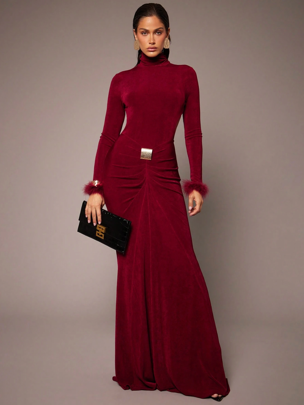 Anaïs Velvet Open-Back Maxi Dress
