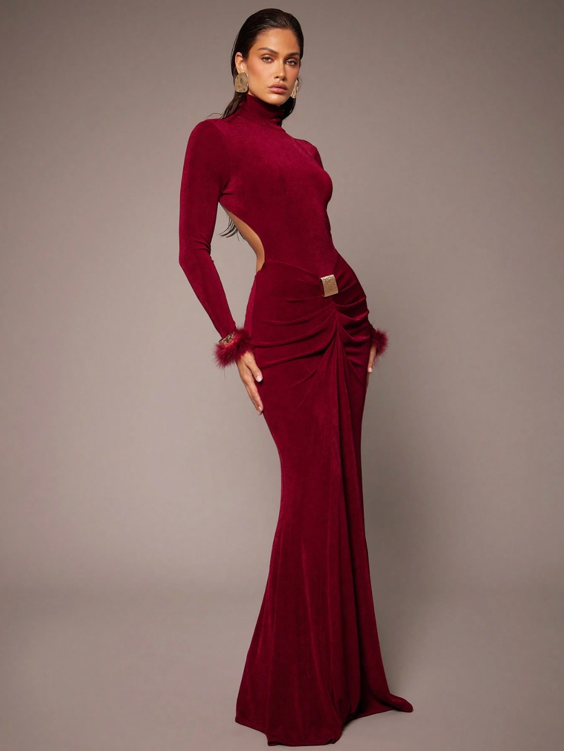 Anaïs Velvet Open-Back Maxi Dress
